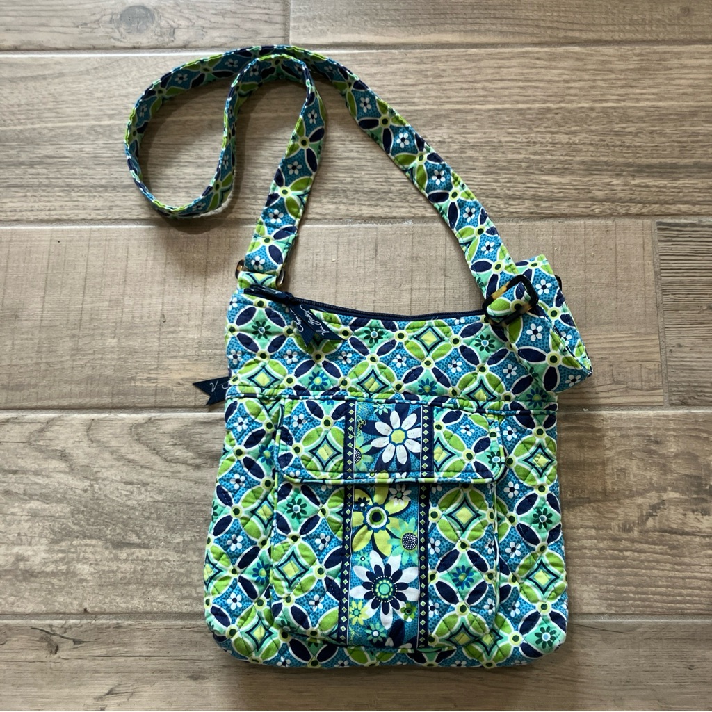 Vera Bradley Daisy Daisy Crossbody Handbag